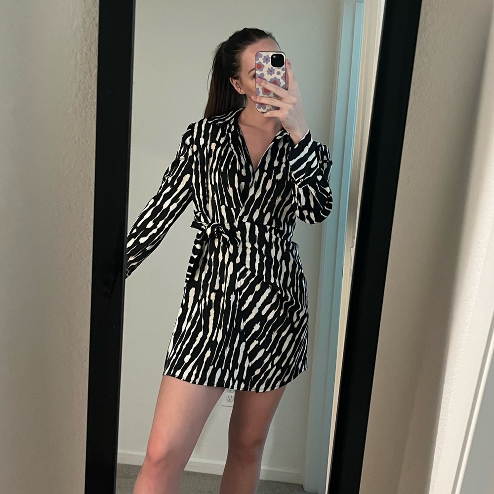 House of Harlow 1960 Silk Wrap Mini Blazer Tie Dress